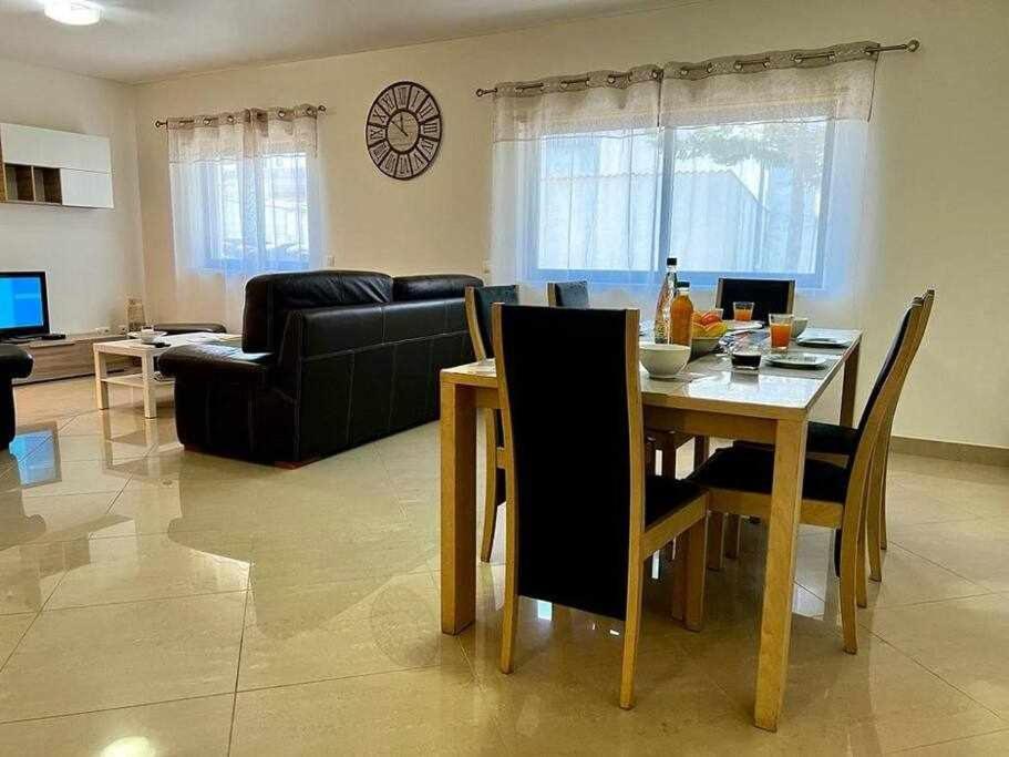 Apartamento Mar E Sol By T3 Wifi E Estacionamento Quarteira Exterior foto