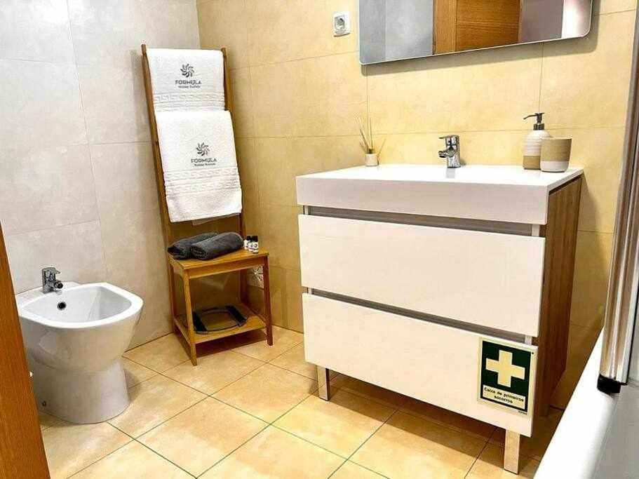Apartamento Mar E Sol By T3 Wifi E Estacionamento Quarteira Exterior foto